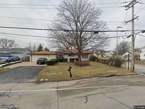 51St, MILWAUKEE, WI 53220