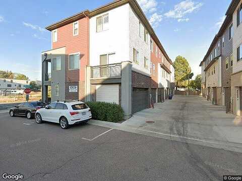 Warren, DENVER, CO 80222