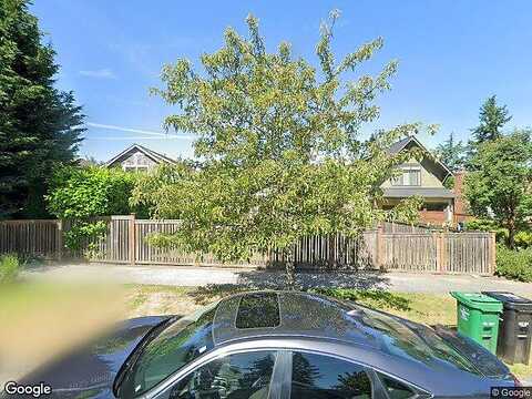 49Th, SEATTLE, WA 98116