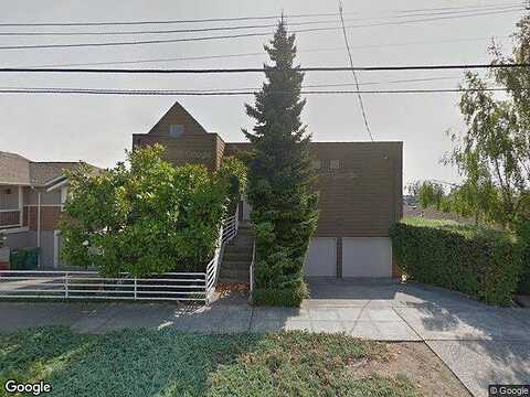 37Th, SEATTLE, WA 98199