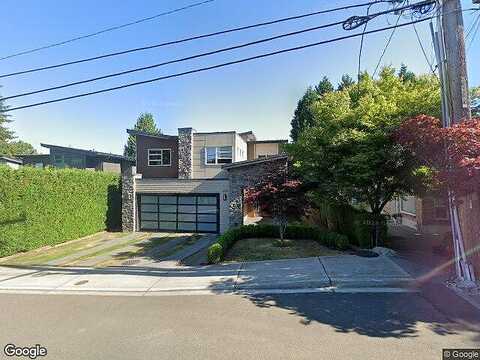 7Th, KIRKLAND, WA 98033