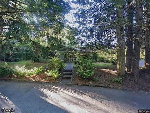 Diane, LAKE OSWEGO, OR 97035