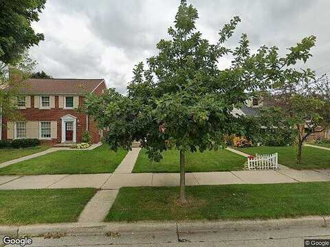 79Th, MILWAUKEE, WI 53222