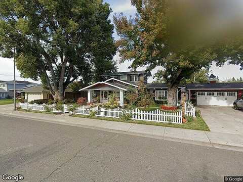 Vine, ESCALON, CA 95320