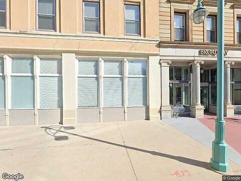 Broadway, MILWAUKEE, WI 53202