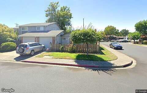 Montana Vista, LAKEPORT, CA 95453