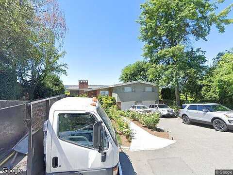 73Rd, MEDINA, WA 98039