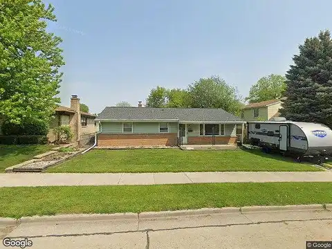 Short, RACINE, WI 53402