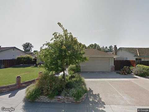 Arapaho, MANTECA, CA 95336