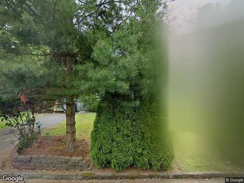 142Nd, KIRKLAND, WA 98034
