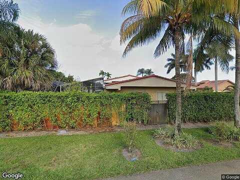 Oakmont, HIALEAH, FL 33015