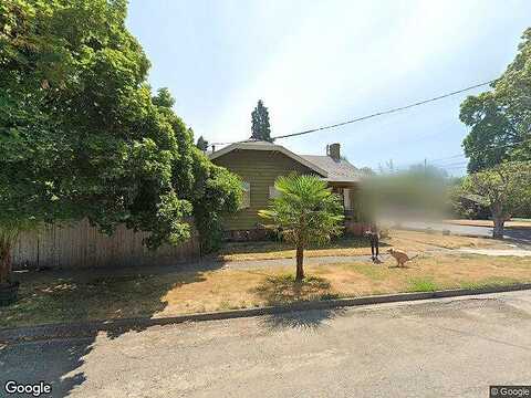 Edwards, NEWBERG, OR 97132