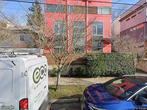 Courtland, SEATTLE, WA 98144