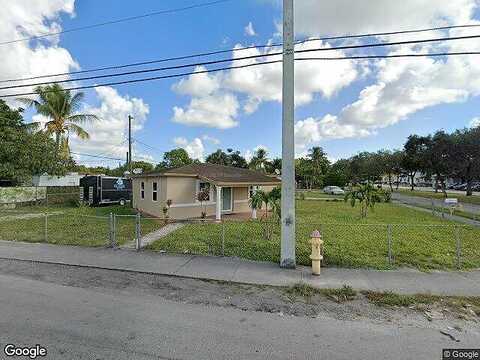 139Th, OPA LOCKA, FL 33054