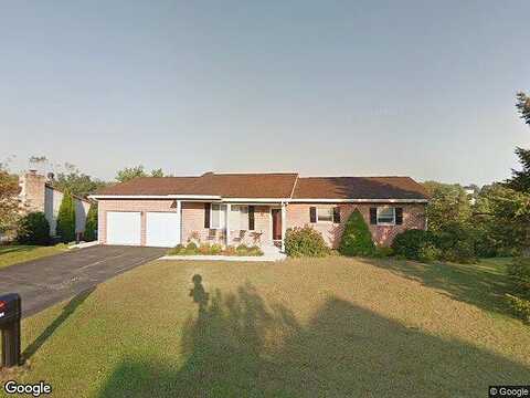 Elizabeth, CHAMBERSBURG, PA 17202