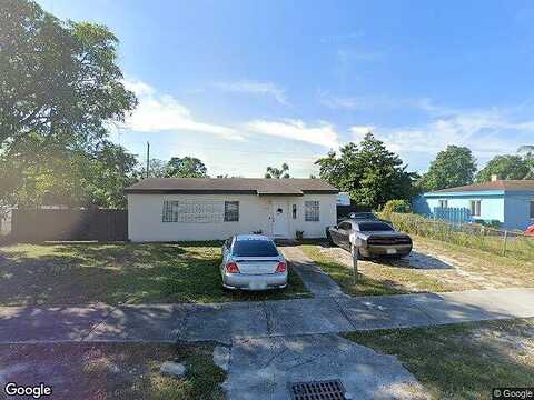 29Th, OPA LOCKA, FL 33054