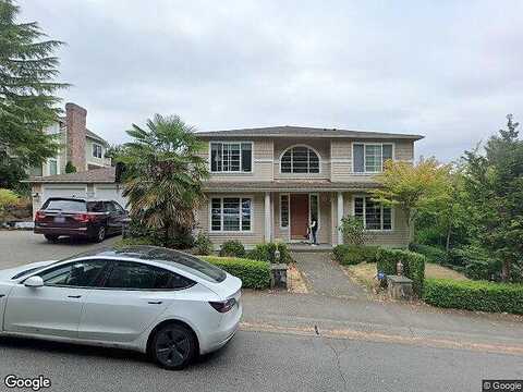 56Th, BELLEVUE, WA 98006