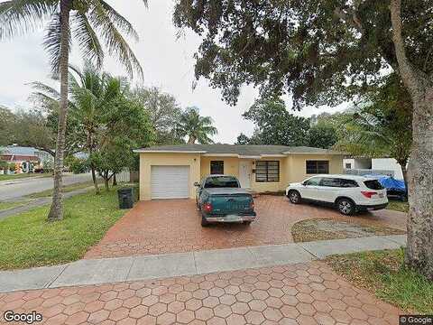 16Th, NORTH MIAMI, FL 33161