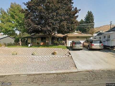 Easthills, EAST WENATCHEE, WA 98802