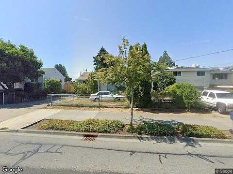 4Th, BURIEN, WA 98146