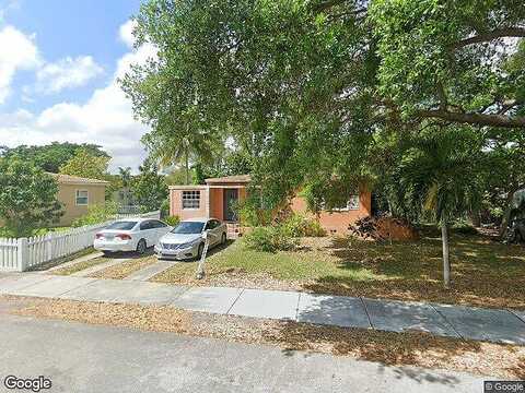 158Th, NORTH MIAMI BEACH, FL 33162