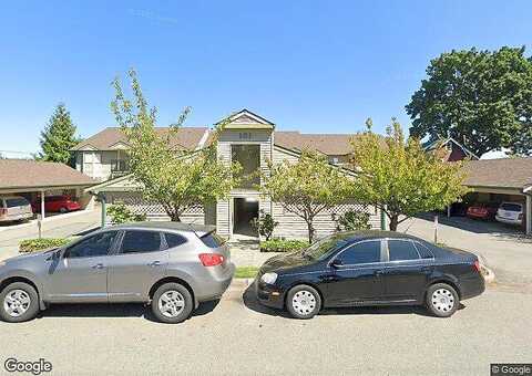 Pine, SNOHOMISH, WA 98290