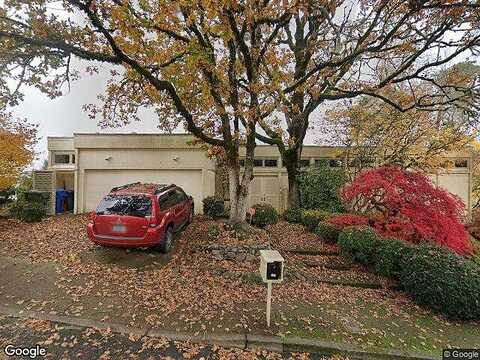Holiday, SALEM, OR 97302