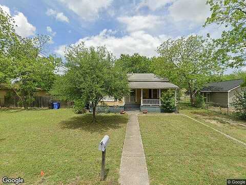 Pine, SEGUIN, TX 78155