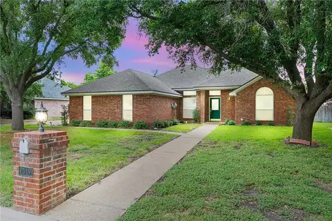 Meadow Mountain, WOODWAY, TX 76712