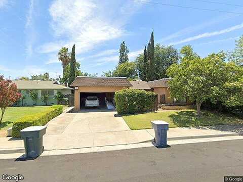 Pat, CLOVIS, CA 93612