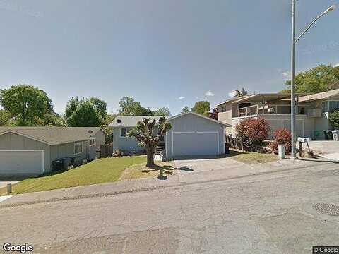 14Th, LAKEPORT, CA 95453