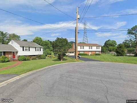 Easthill, ROANOKE, VA 24018
