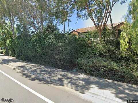 Caldaro, LAGUNA NIGUEL, CA 92677
