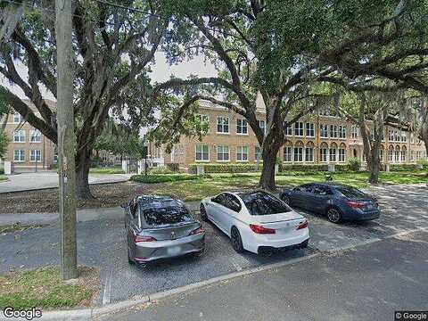 College, JACKSONVILLE, FL 32204