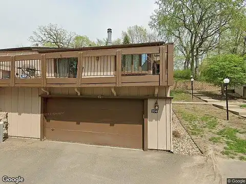 River Woods, BURNSVILLE, MN 55337