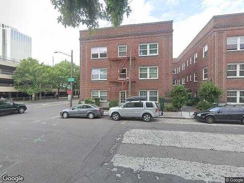 10Th, PORTLAND, OR 97232