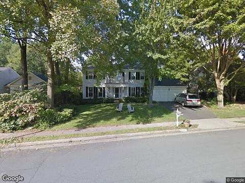Adare, FAIRFAX, VA 22032