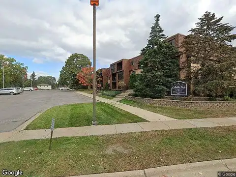 41St, MINNEAPOLIS, MN 55421