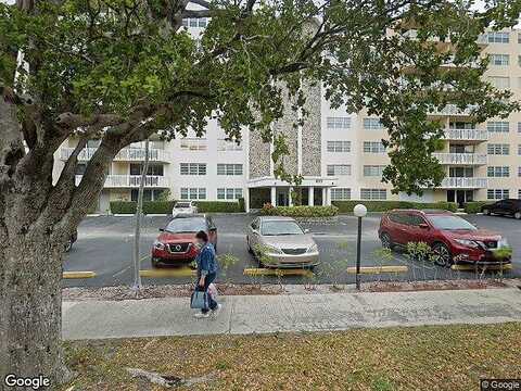 12Th, HALLANDALE BEACH, FL 33009