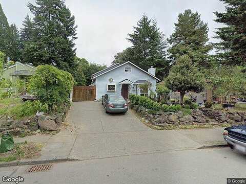 35Th, SEATTLE, WA 98125