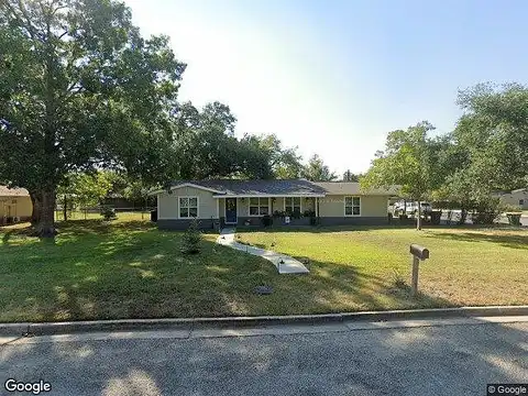 Neuman, GONZALES, TX 78629