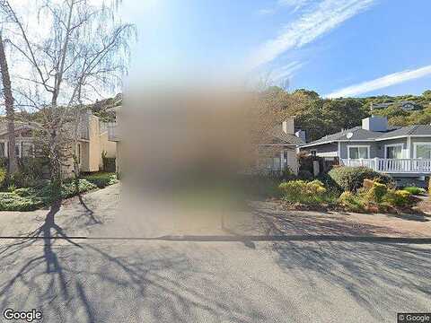 Peacock, SAN RAFAEL, CA 94901