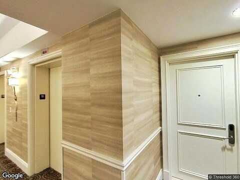 Collins, SUNNY ISLES BEACH, FL 33160