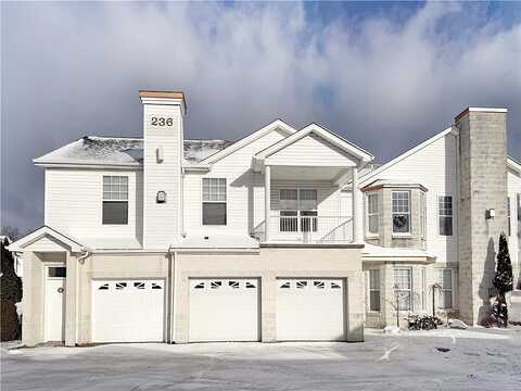 Adams Pointe, MARS, PA 16046