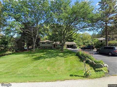 Lakeview, PEWAUKEE, WI 53072
