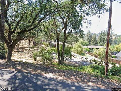 Oak Court, UKIAH, CA 95482