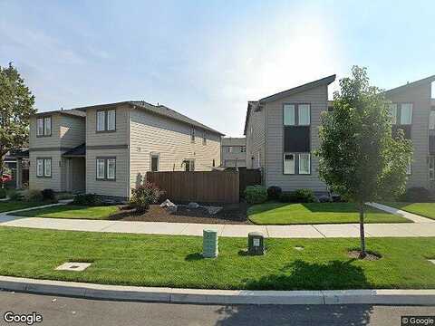 Victor, BEND, OR 97701