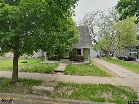 Nina, WAUSAU, WI 54403