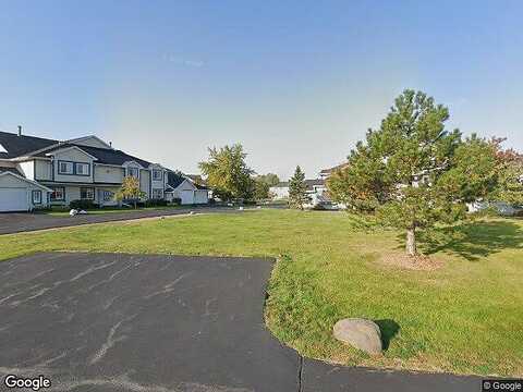 Parkway Meadow, PEWAUKEE, WI 53072