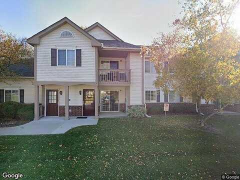 Pewaukee, PEWAUKEE, WI 53072